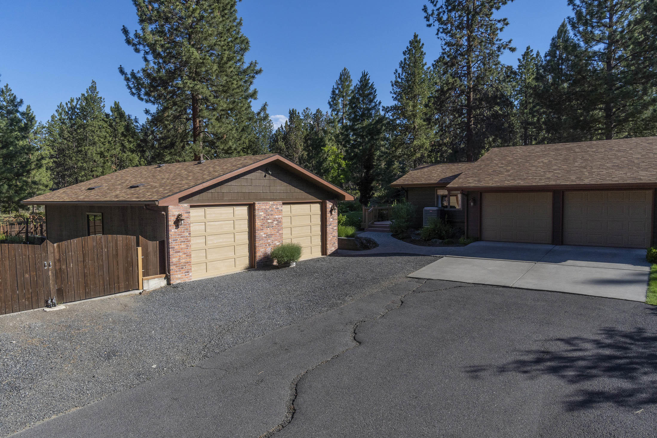 Woodside Ranch - Residential