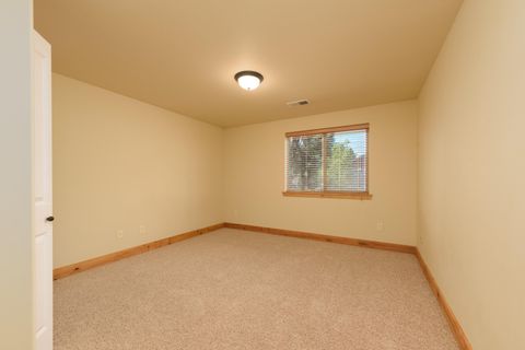 Tiny photo for 20000 Sorrento Place, Bend, OR 97702 (MLS # 220223769)