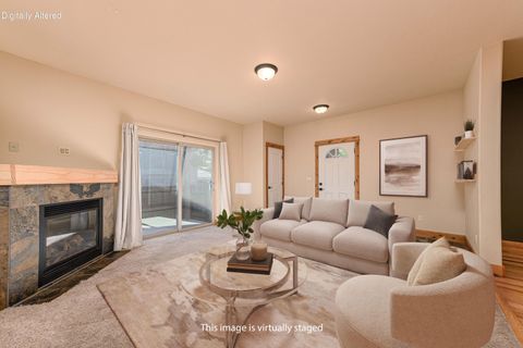 Tiny photo for 20000 Sorrento Place, Bend, OR 97702 (MLS # 220223769)