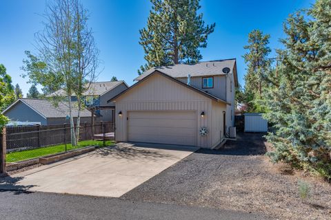 Tiny photo for 20000 Sorrento Place, Bend, OR 97702 (MLS # 220223769)