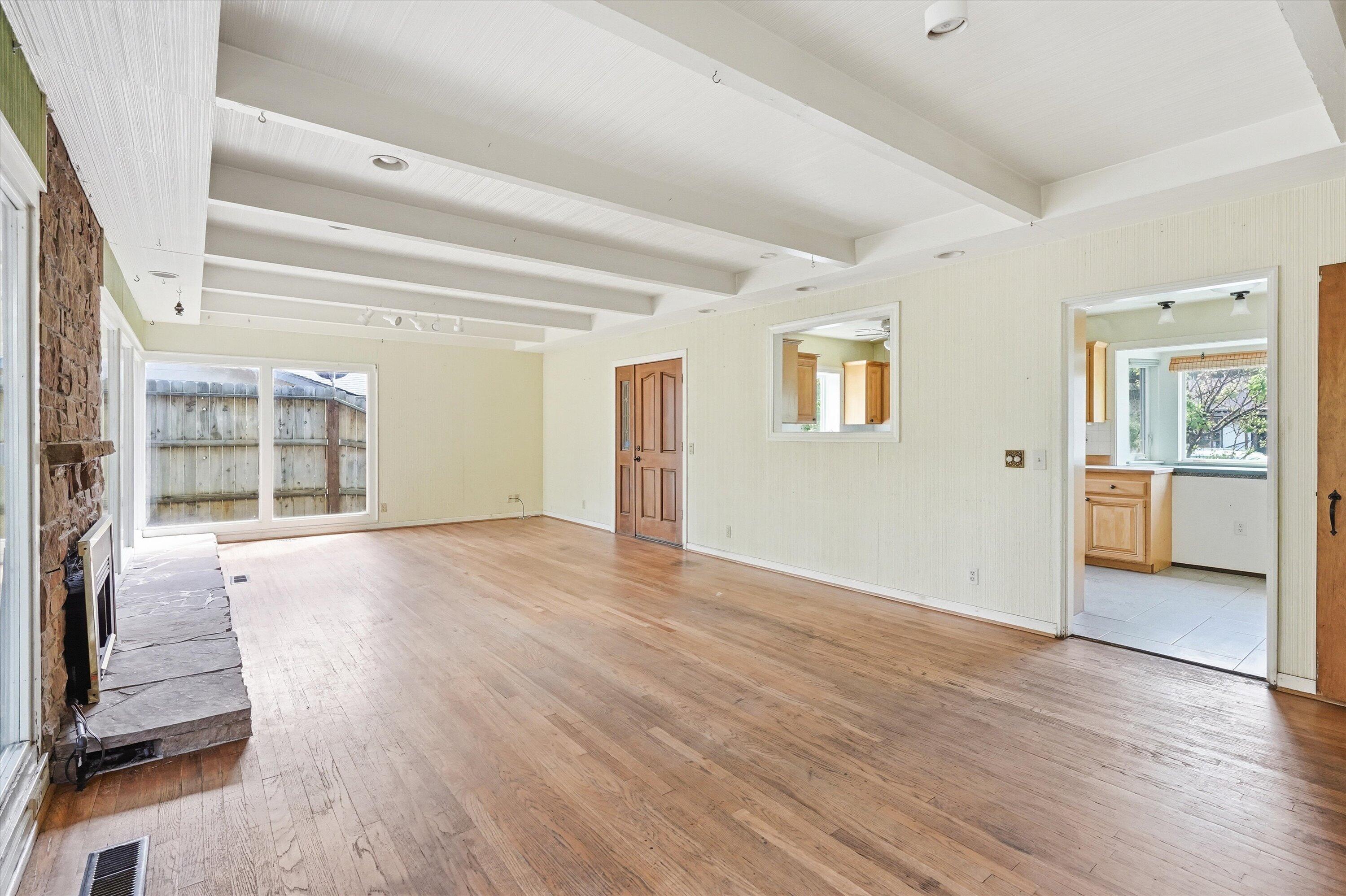 1335 NW Washington Boulevard