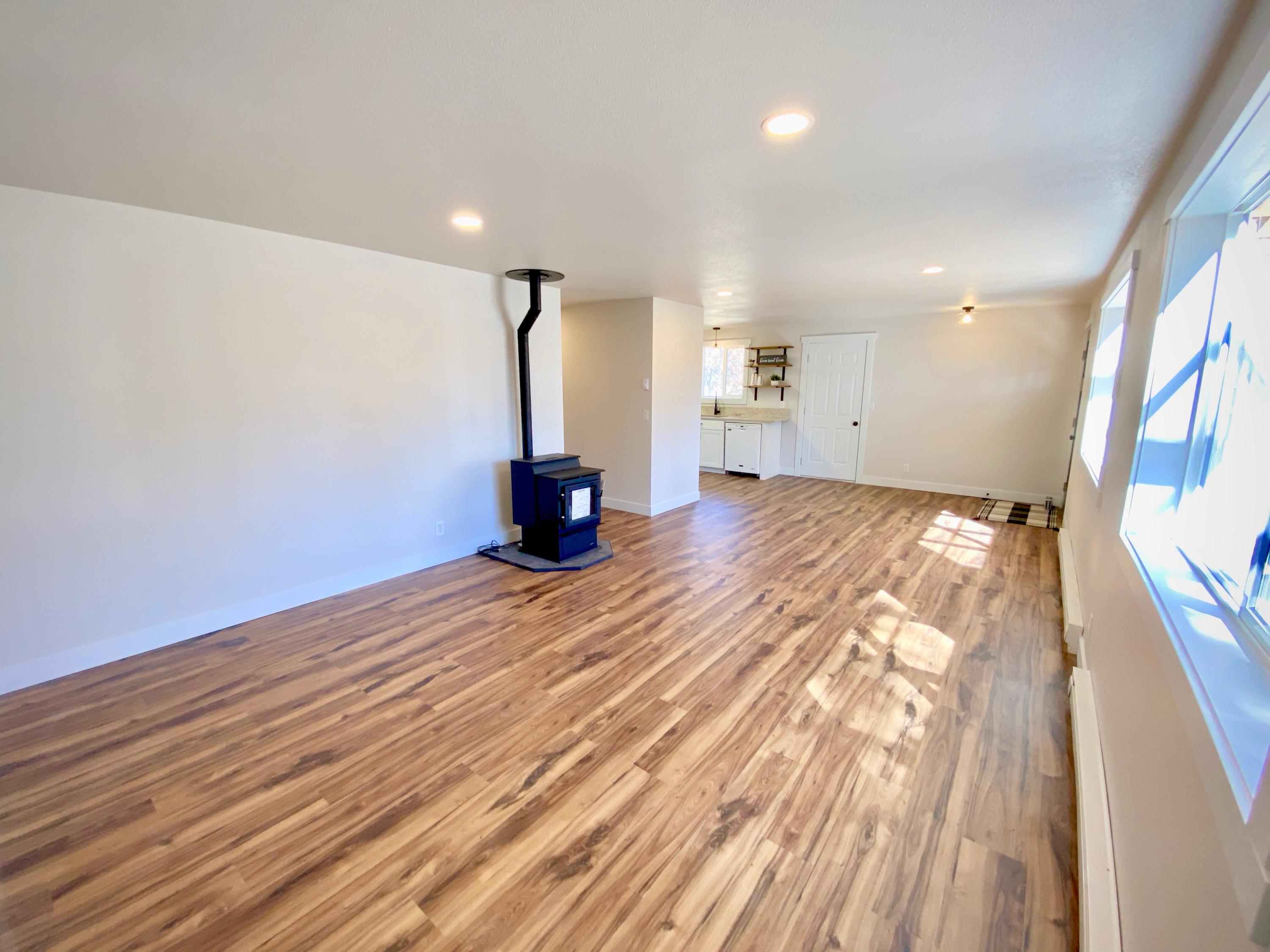 Hunters Circle - Residential