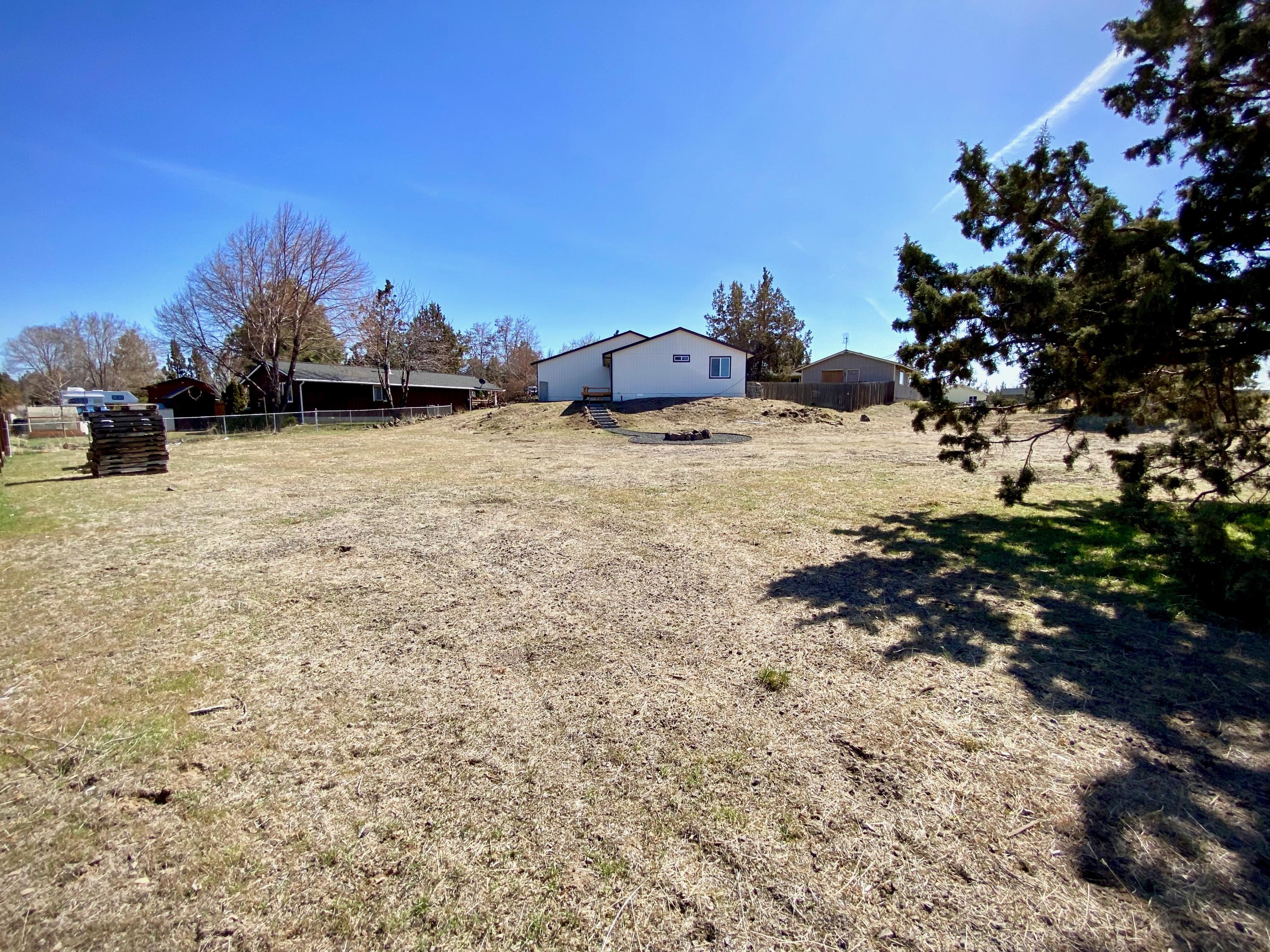 Hunters Circle - Residential