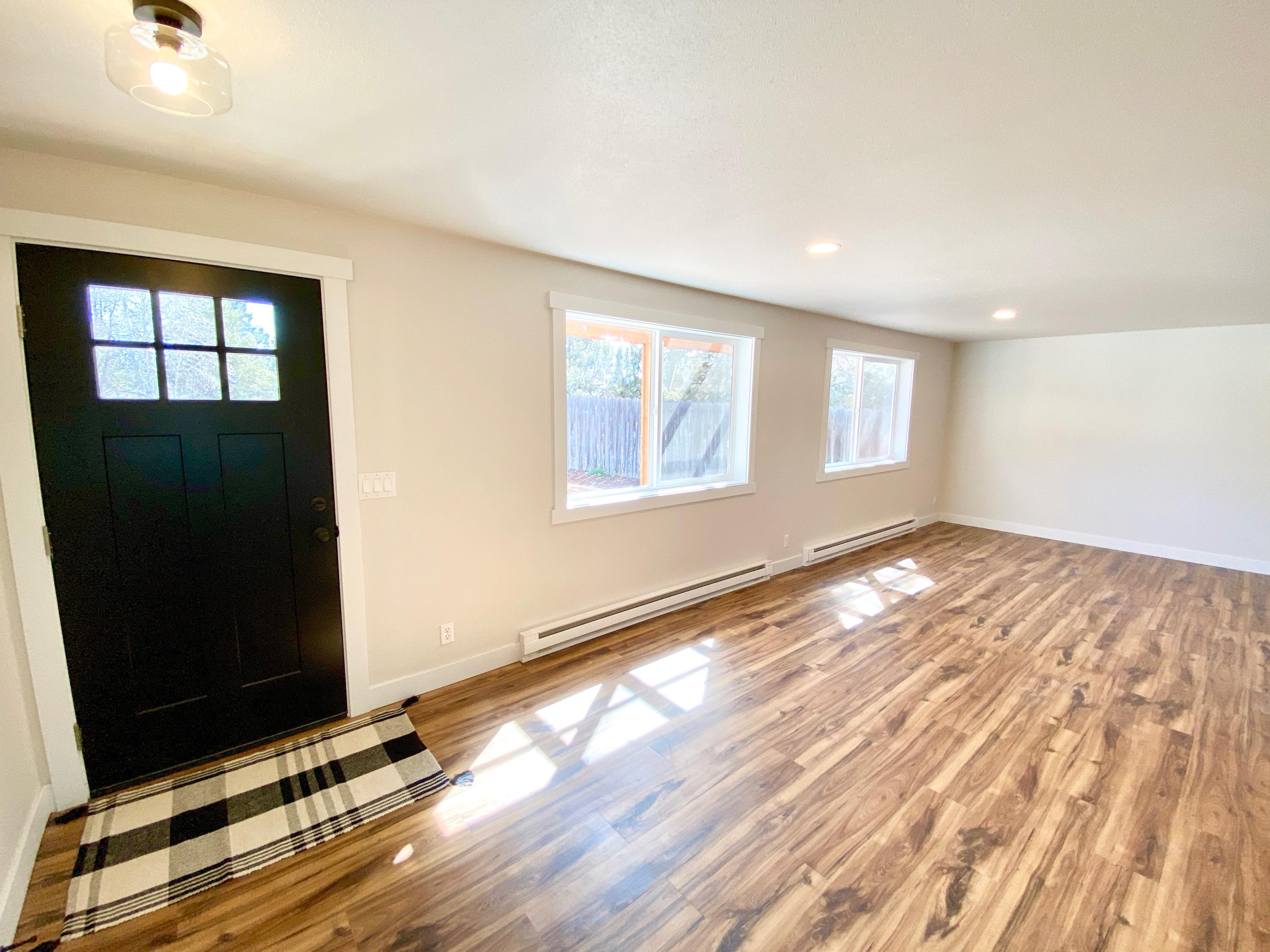 Hunters Circle - Residential