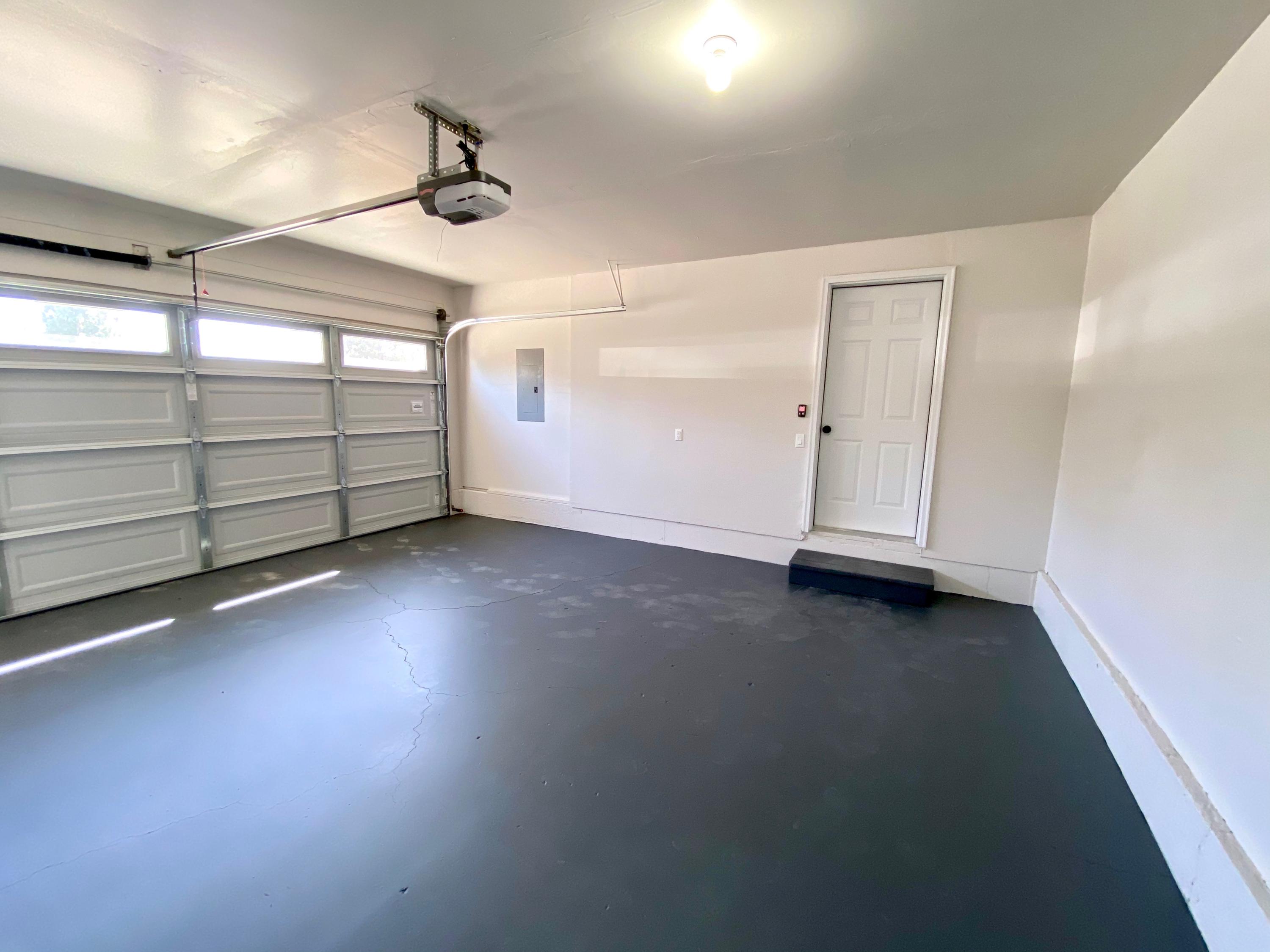 Hunters Circle - Residential