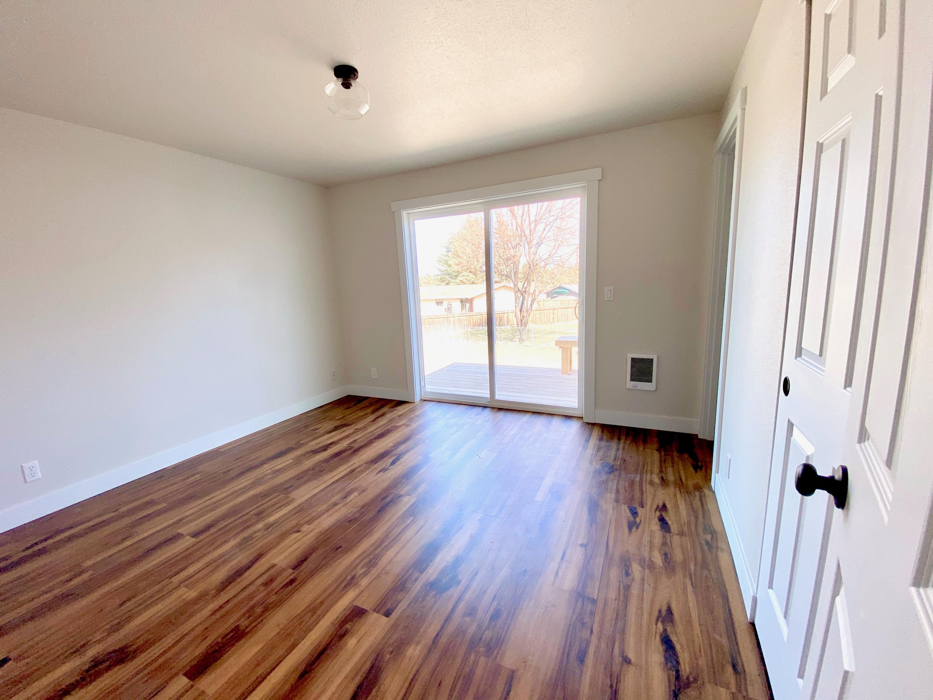 Hunters Circle - Residential
