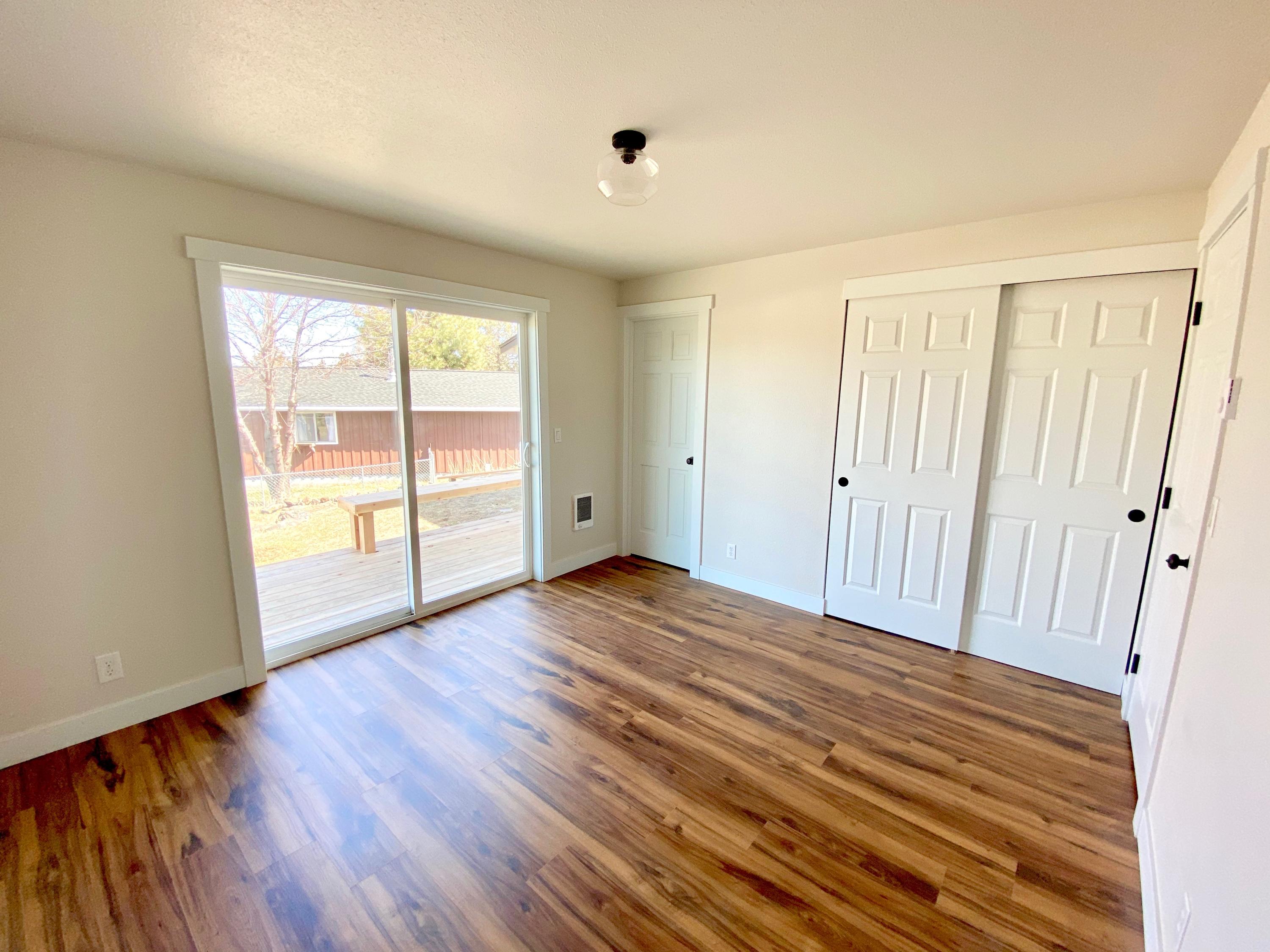 Hunters Circle - Residential
