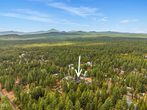 Tiny photo for 17498 Snow Goose Road, Bend, OR 97707 (MLS # 220225933)