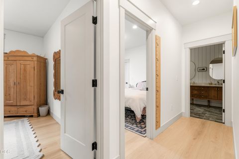 Tiny photo for 17498 Snow Goose Road, Bend, OR 97707 (MLS # 220225933)