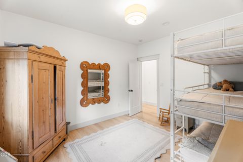 Tiny photo for 17498 Snow Goose Road, Bend, OR 97707 (MLS # 220225933)