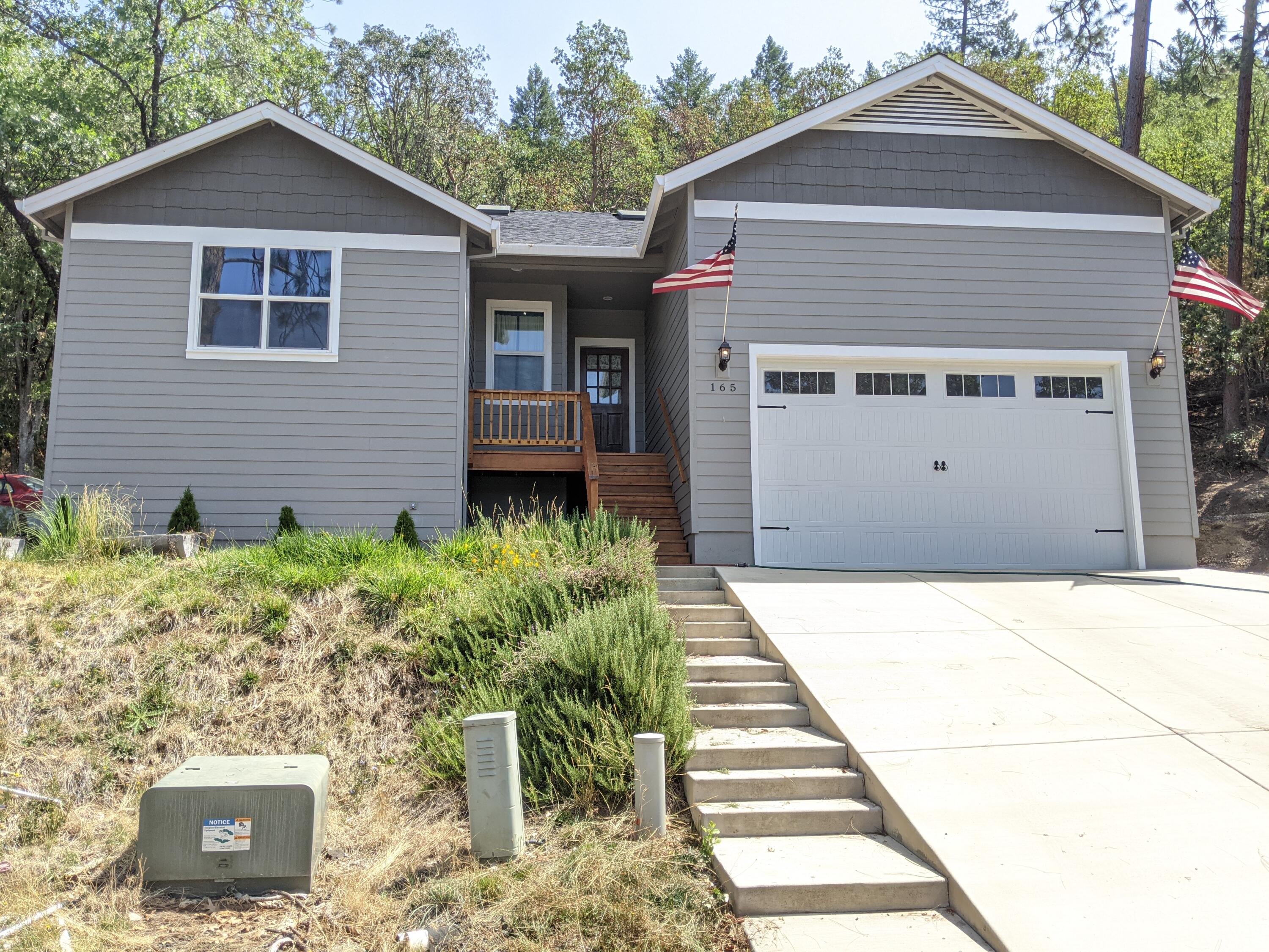 Manzanita Hills - Residential