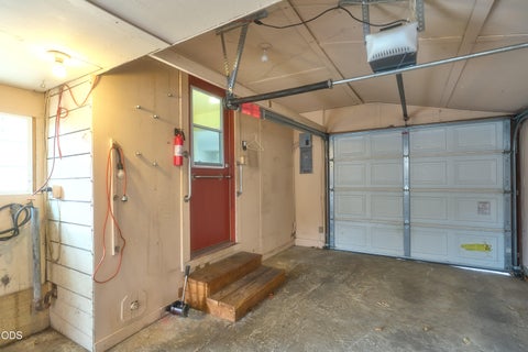 Tiny photo for 11 S Platt Avenue, Eagle Point, OR 97524 (MLS # 220223167)