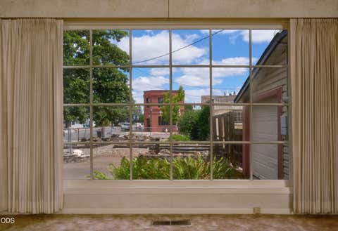 Tiny photo for 11 S Platt Avenue, Eagle Point, OR 97524 (MLS # 220223167)