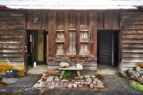 Tiny photo for 11 S Platt Avenue, Eagle Point, OR 97524 (MLS # 220223167)