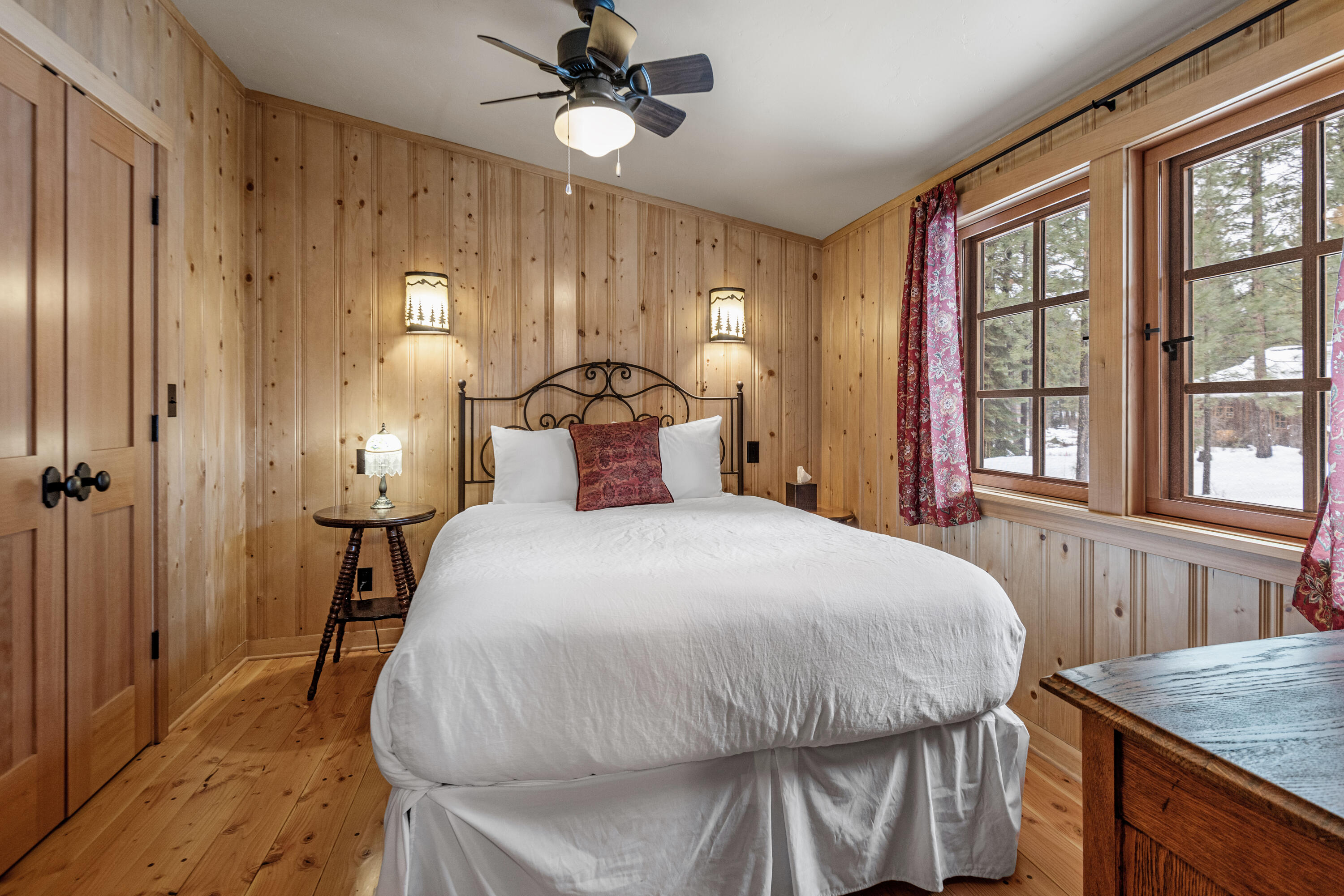 Lake Creek Lodge - Residential