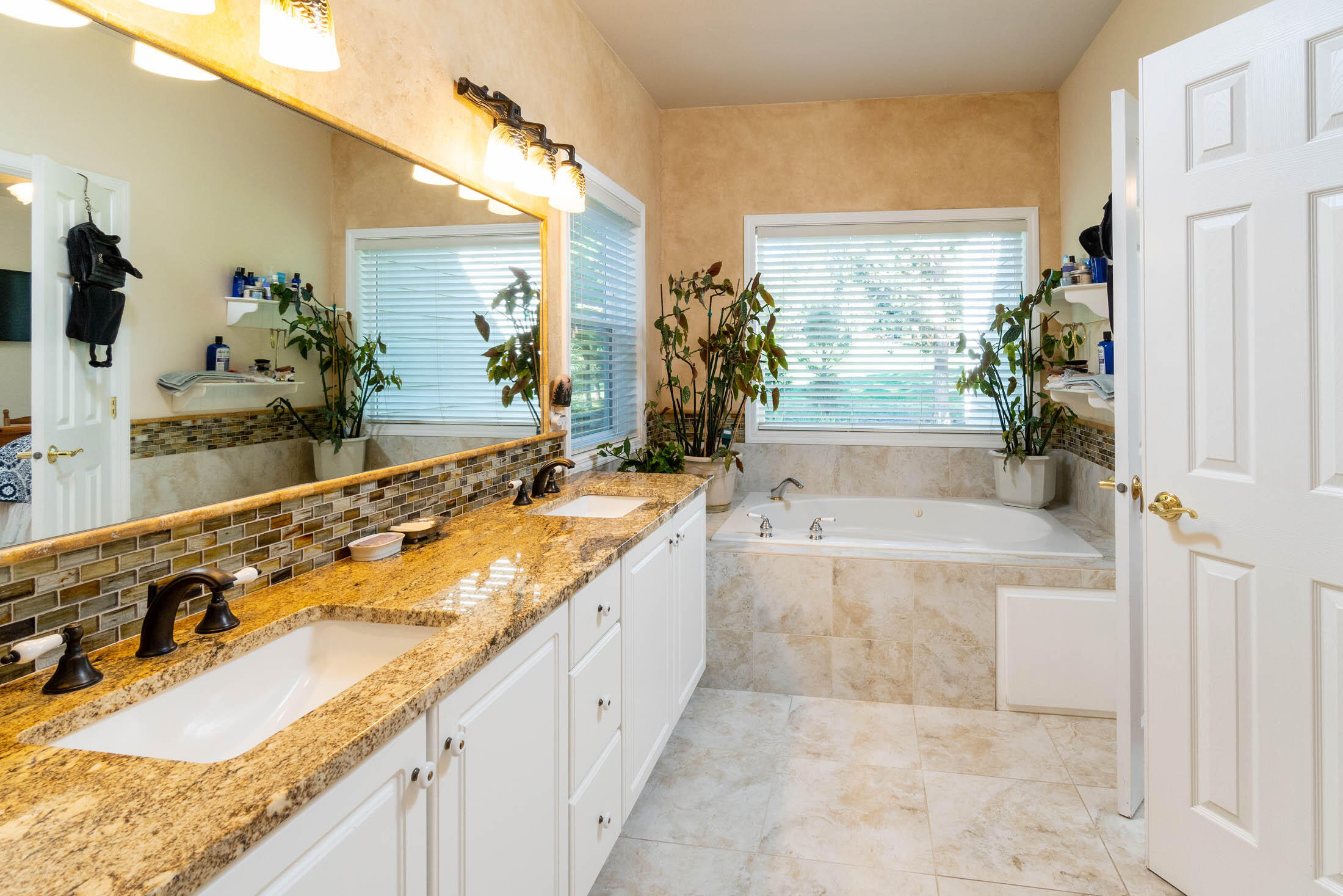 Awbrey Glen - Residential