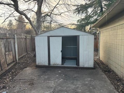 Tiny photo for 130 Sharon Drive, Phoenix, OR 97535 (MLS # 220214300)