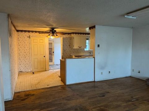 Tiny photo for 130 Sharon Drive, Phoenix, OR 97535 (MLS # 220214300)