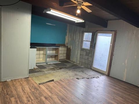 Tiny photo for 130 Sharon Drive, Phoenix, OR 97535 (MLS # 220214300)