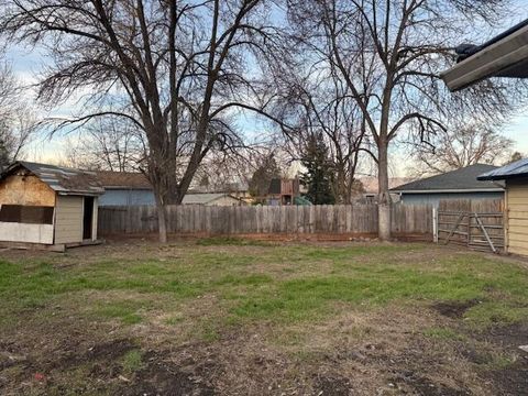 Tiny photo for 130 Sharon Drive, Phoenix, OR 97535 (MLS # 220214300)