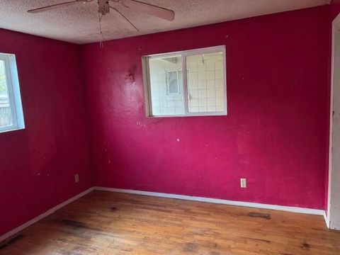 Tiny photo for 130 Sharon Drive, Phoenix, OR 97535 (MLS # 220214300)