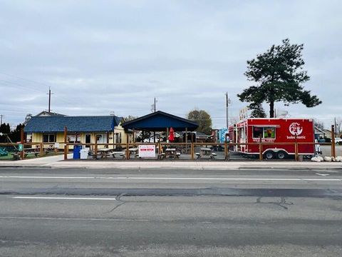 122 SW 5th Street Redmond OR 97756