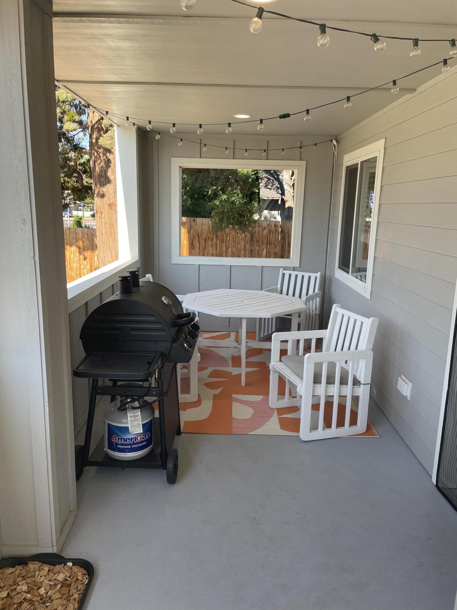 Kenwood - Residential Income