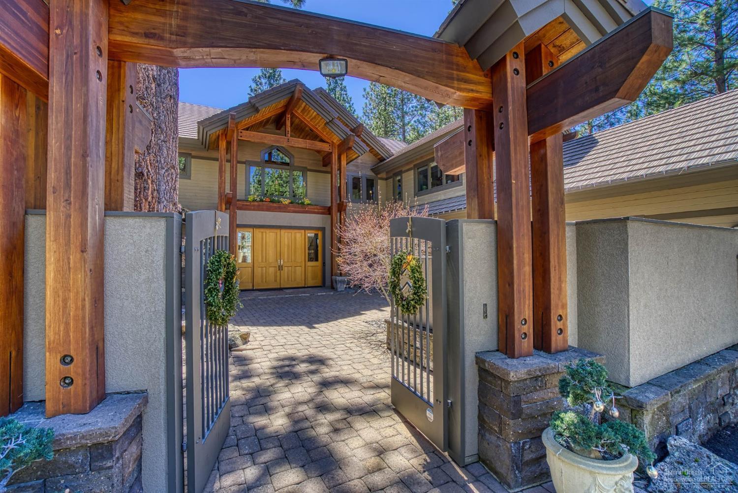 Broken Top - Residential