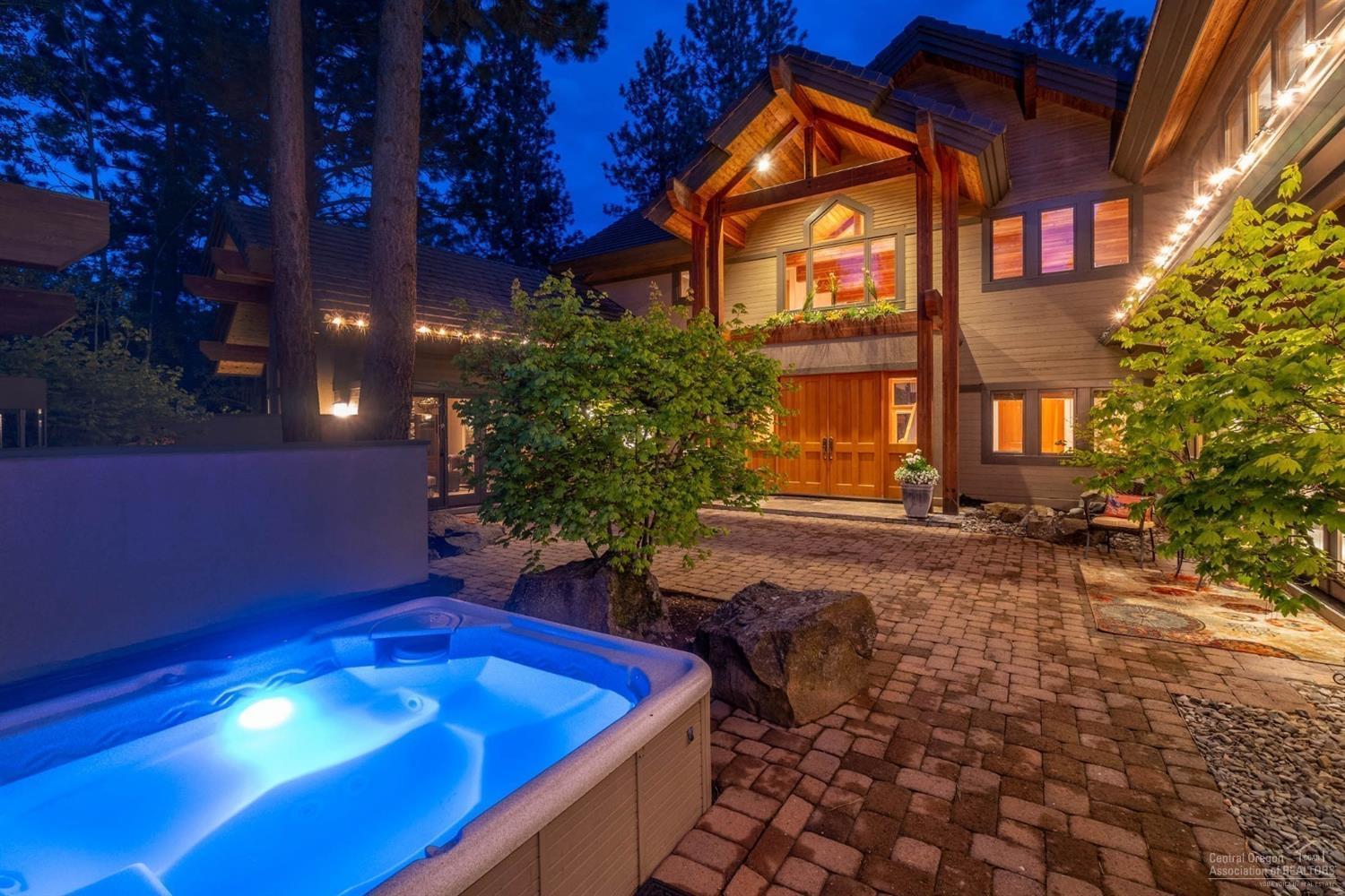 Broken Top - Residential