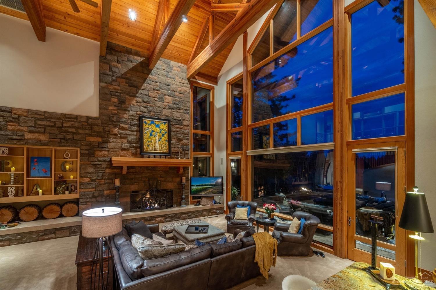 Broken Top - Residential