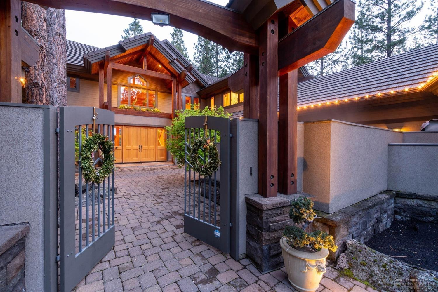 Broken Top - Residential