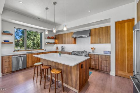 Tiny photo for 19460 Randall Court, Bend, OR 97702 (MLS # 220223333)