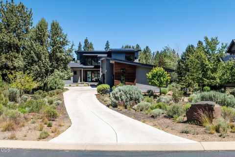 Tiny photo for 19460 Randall Court, Bend, OR 97702 (MLS # 220223333)