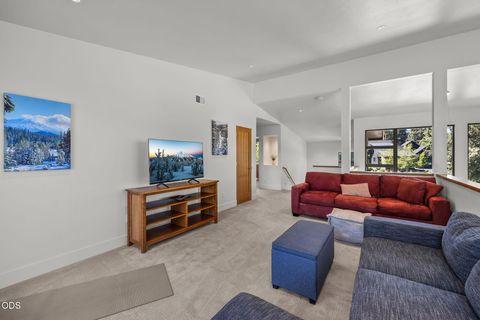 Tiny photo for 19460 Randall Court, Bend, OR 97702 (MLS # 220223333)