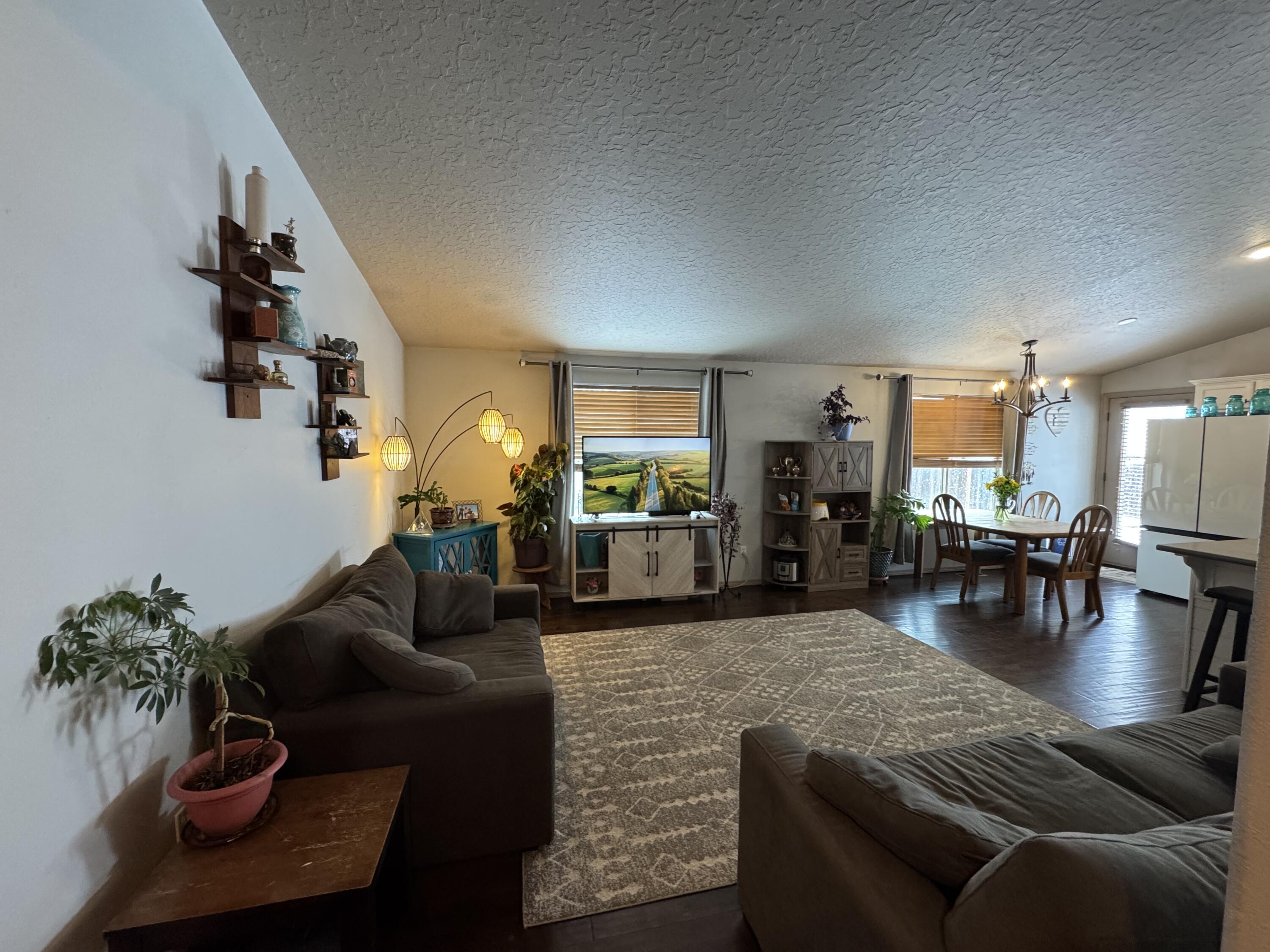 Huntington Meadows - Residential