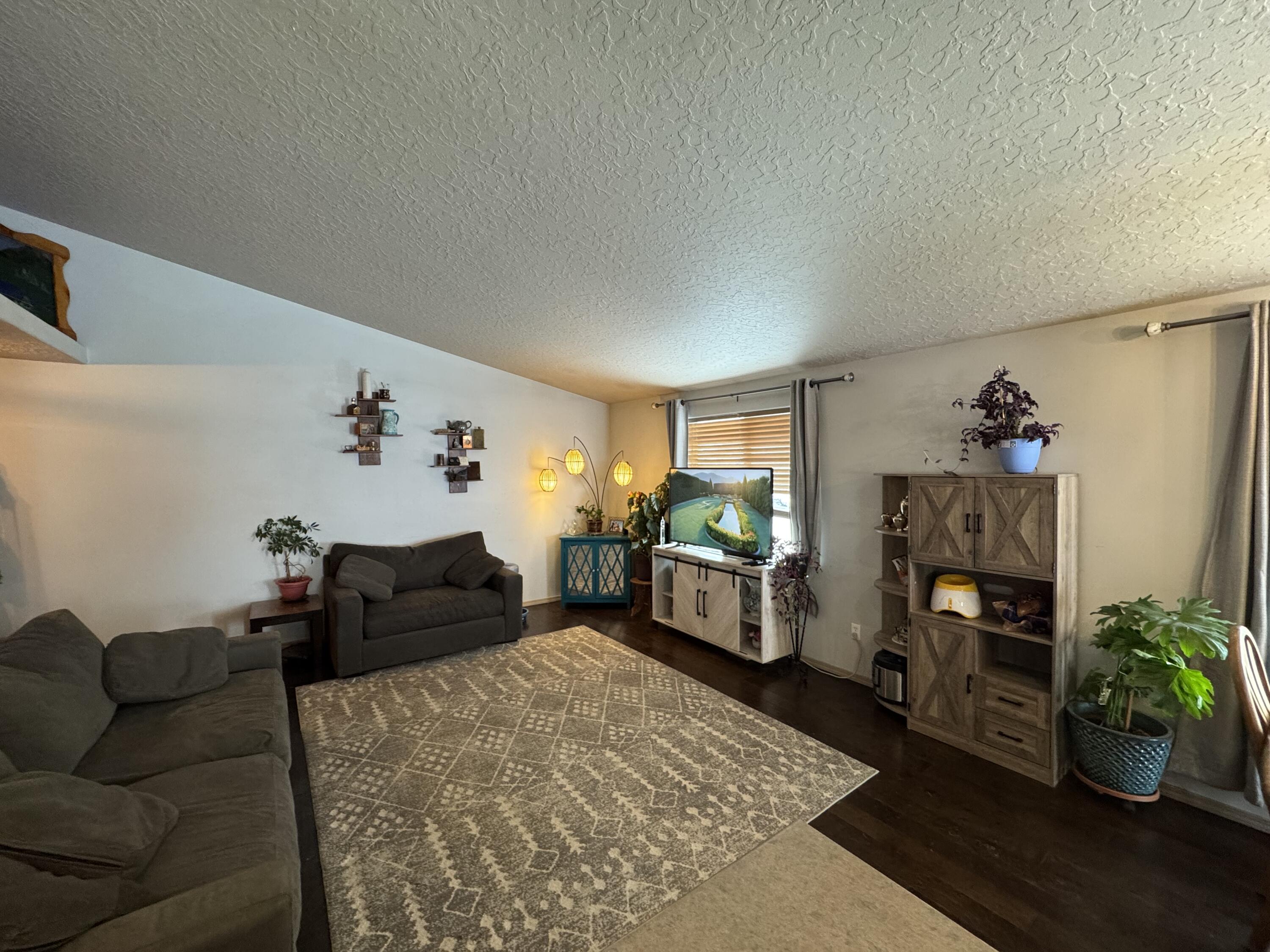 Huntington Meadows - Residential