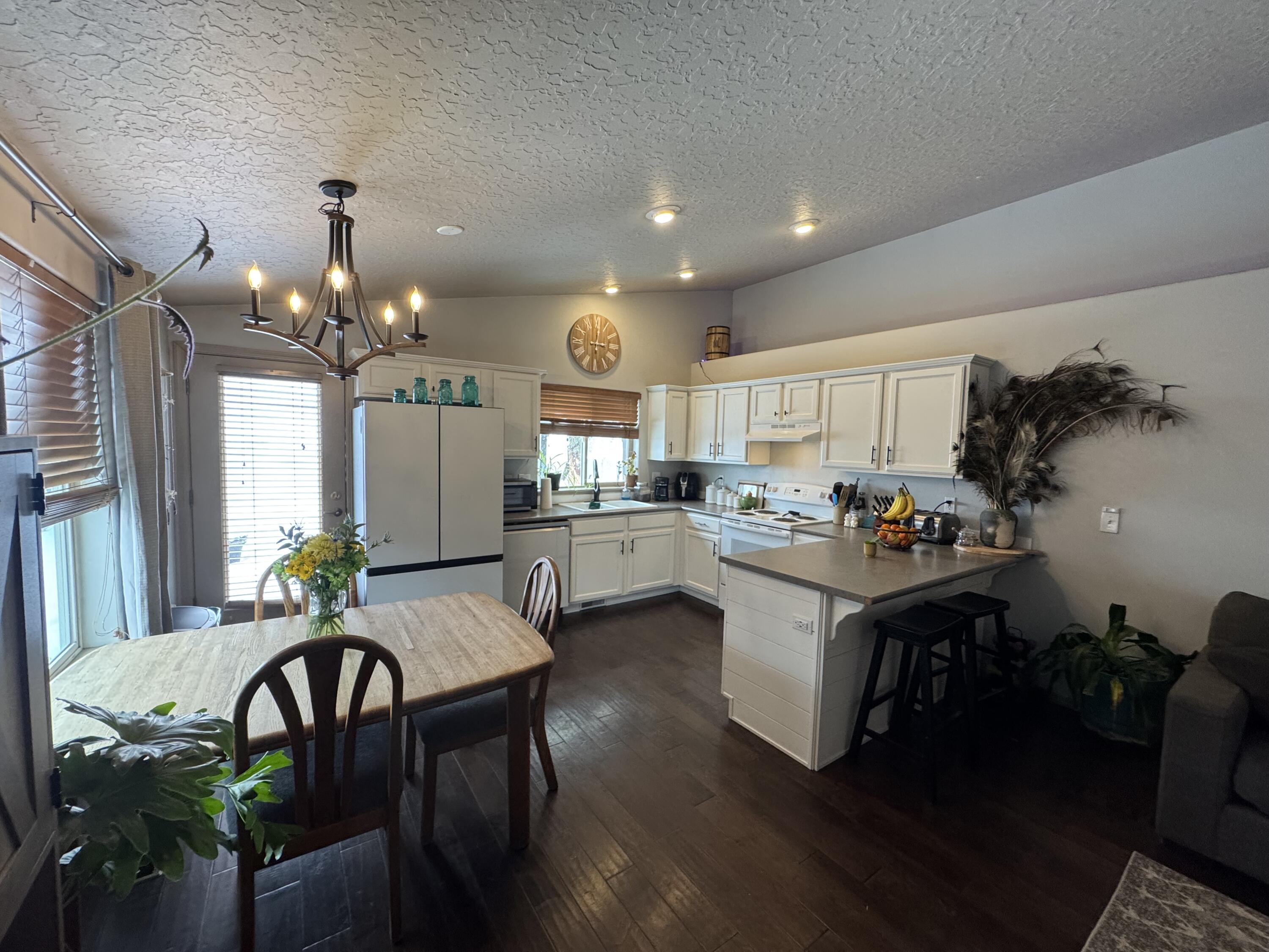 Huntington Meadows - Residential