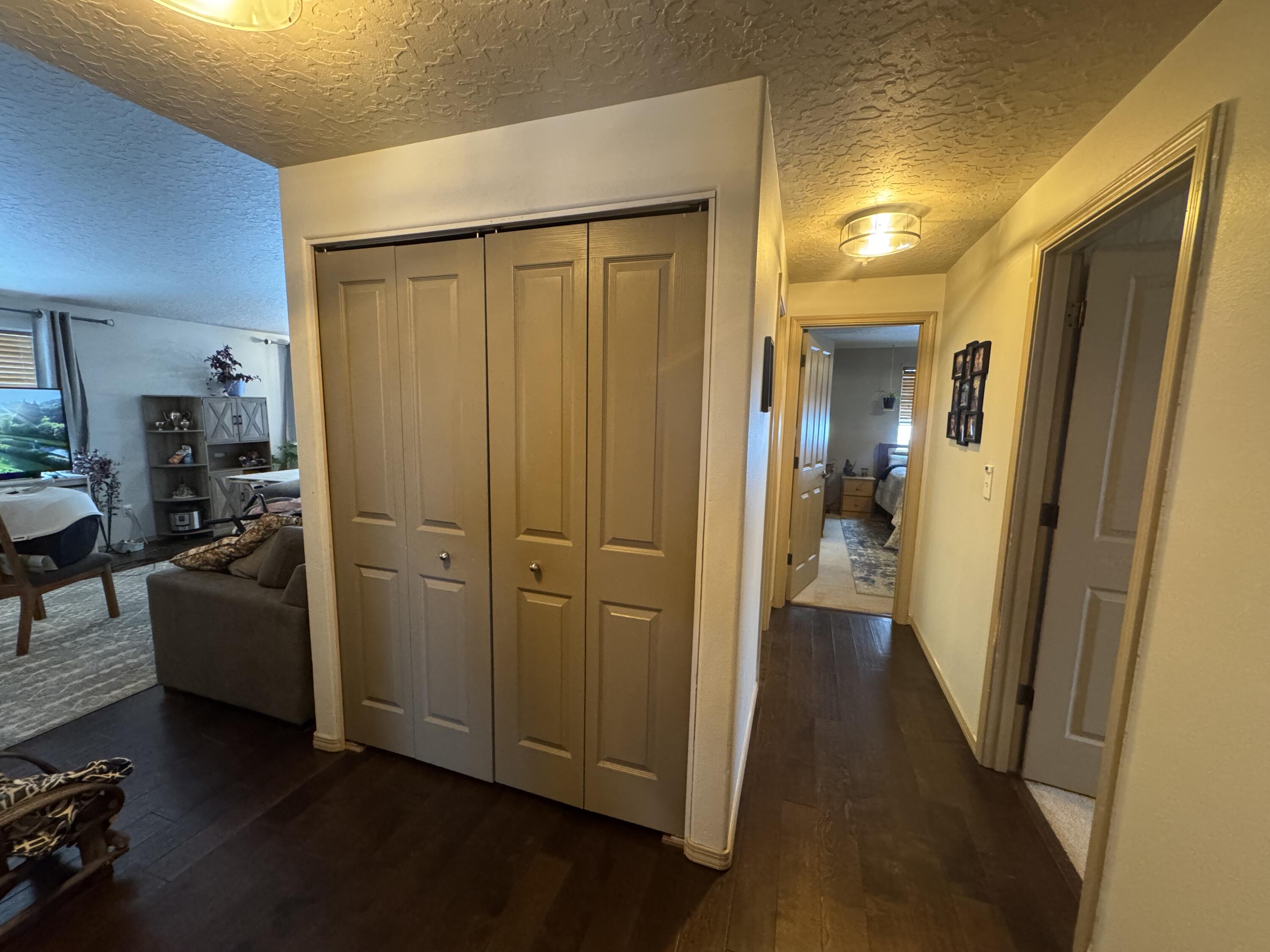 Huntington Meadows - Residential