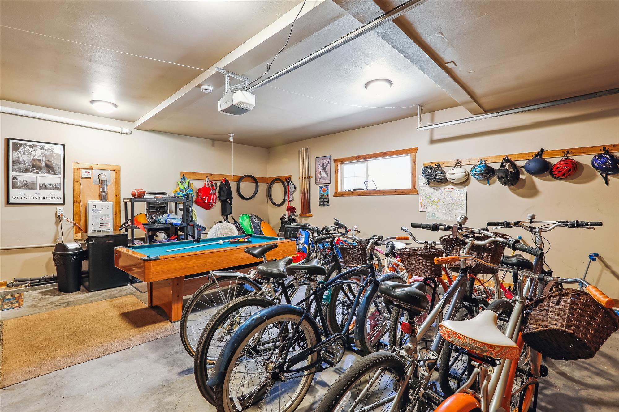 Fairway Crest Village - Residential