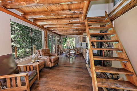 Tiny photo for 500 Mt Ashland Ski Road, Ashland, OR 97520 (MLS # 220223070)