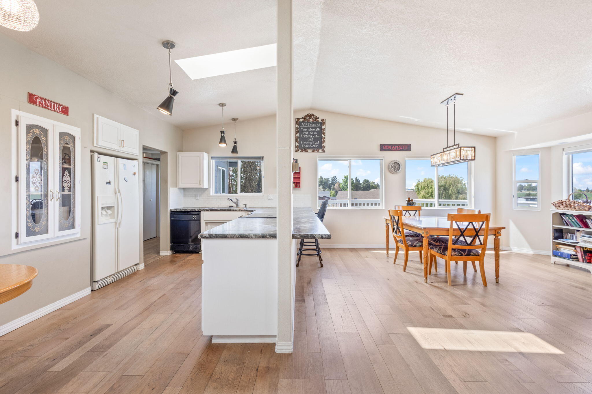 North Madras Heights - Residential