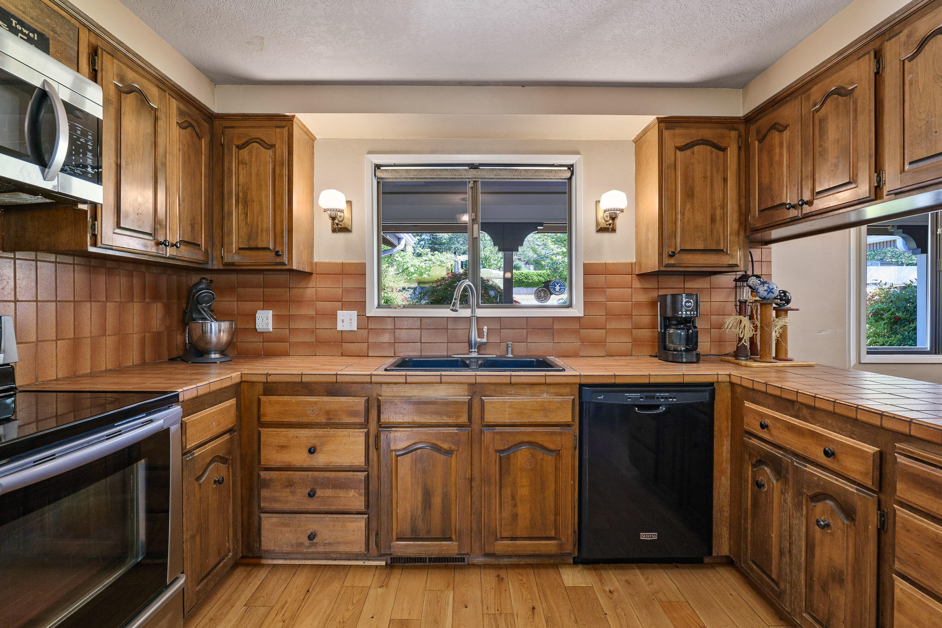 Oak Park Acres - Residential