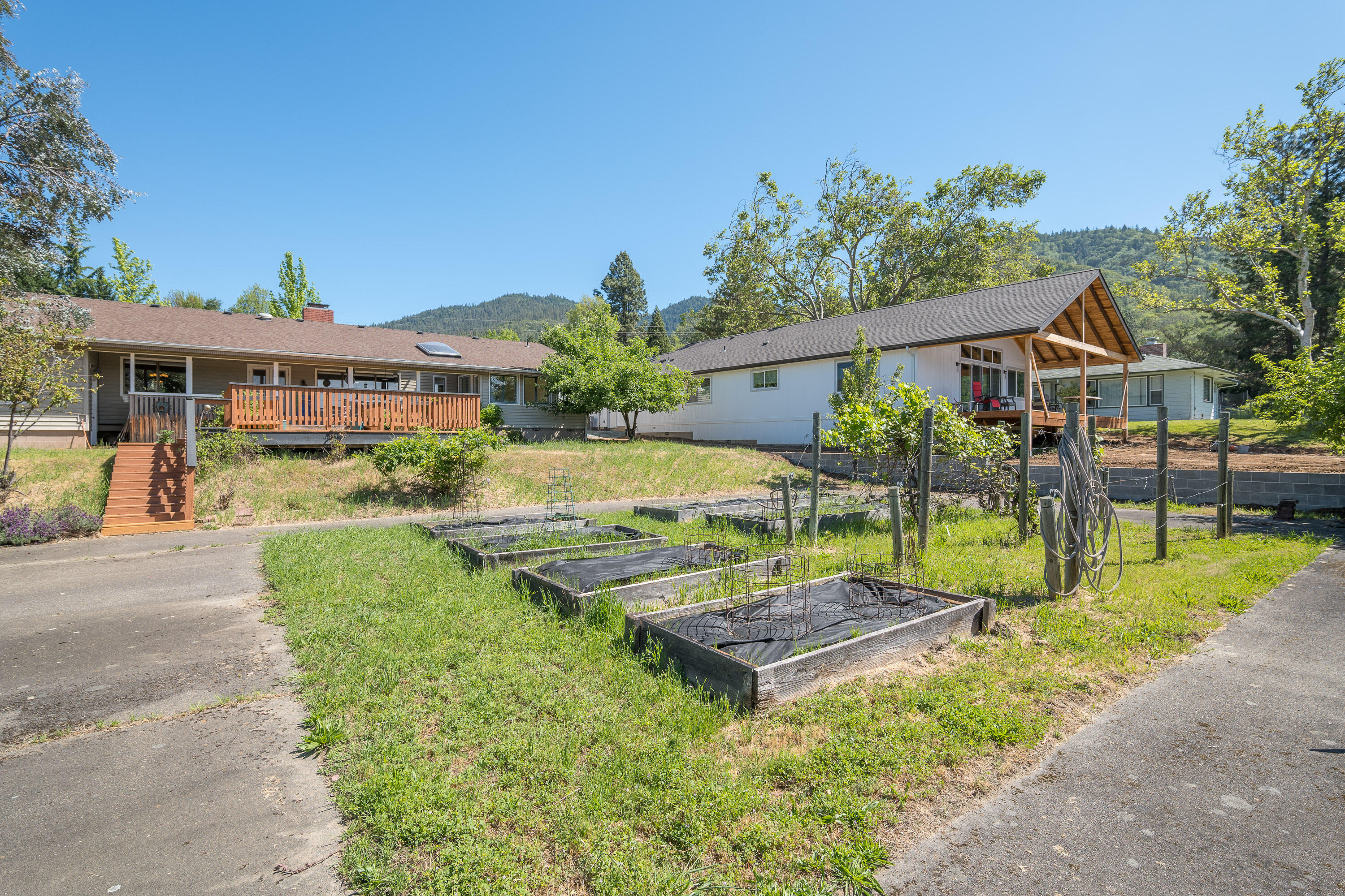 Oak Park Acres - Residential