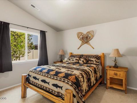 Tiny photo for 16679 Wm Foss Road, La Pine, OR 97739 (MLS # 220225362)