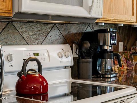 Tiny photo for 16679 Wm Foss Road, La Pine, OR 97739 (MLS # 220225362)