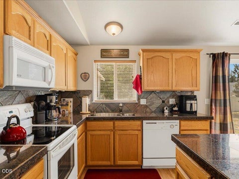 Tiny photo for 16679 Wm Foss Road, La Pine, OR 97739 (MLS # 220225362)