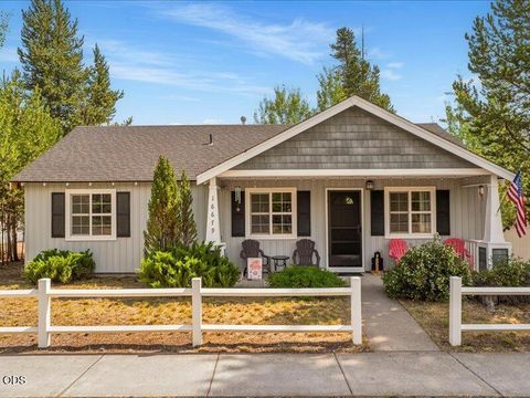 Tiny photo for 16679 Wm Foss Road, La Pine, OR 97739 (MLS # 220225362)