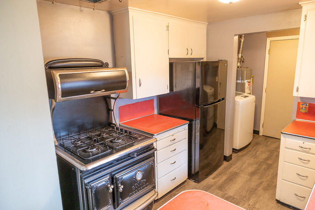 Bureker Place - Residential