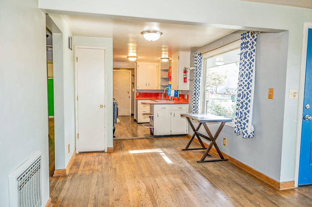 Bureker Place - Residential