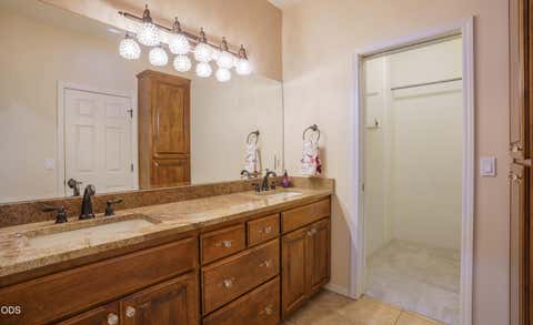 Tiny photo for 912 Mountain View Drive, Medford, OR 97504 (MLS # 220223708)